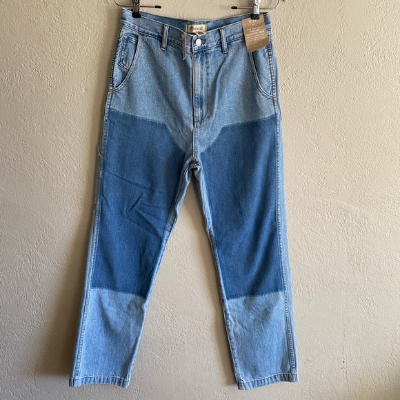 Madewell The '90s Straight Jean in Hazelfern Wash: Shadow-Panel Edition - Picture 5 of 10